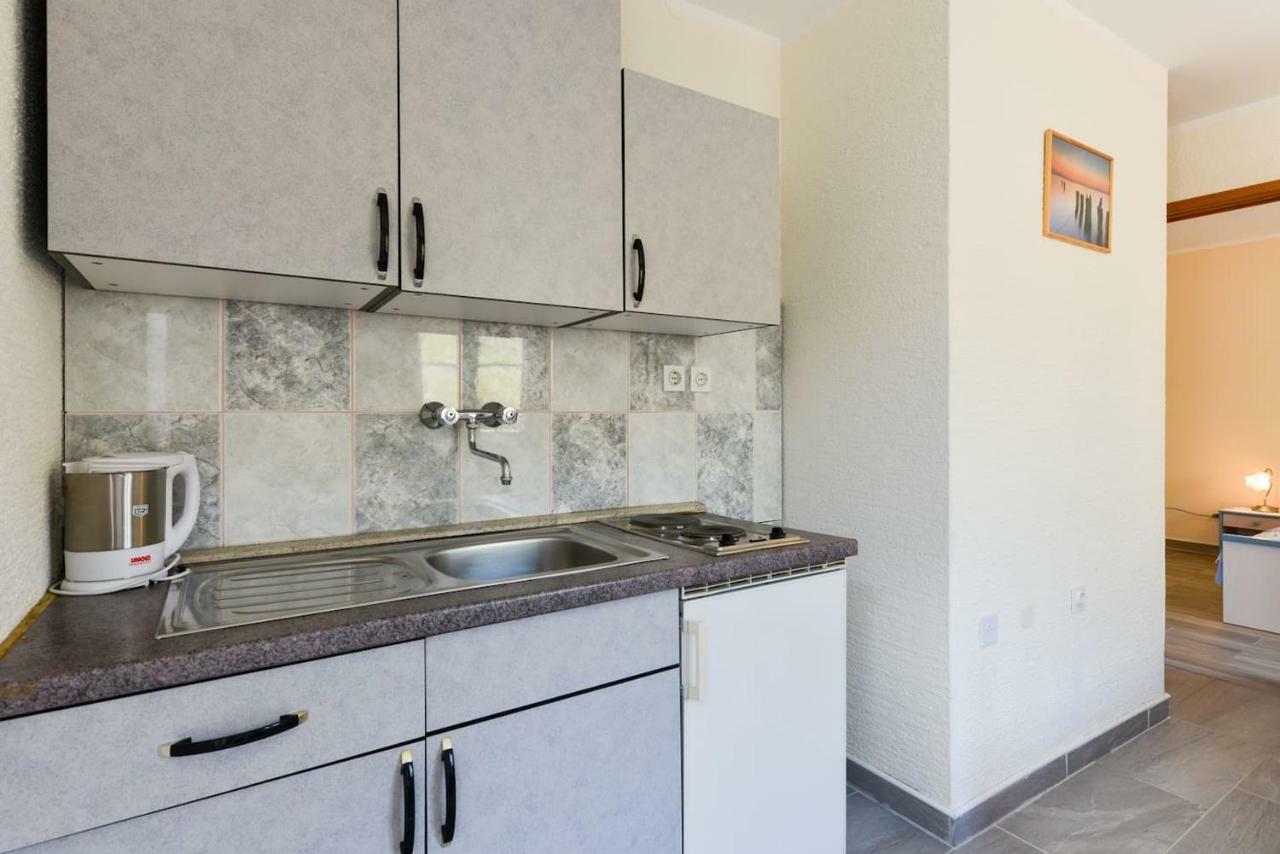 Apartments Kulji パグ エクステリア 写真